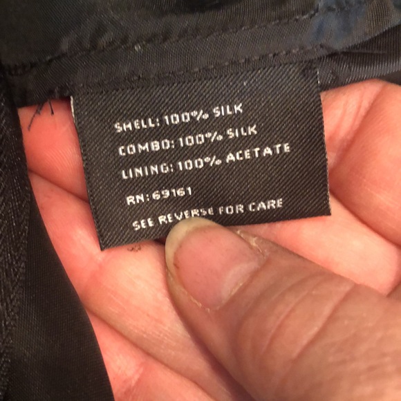 100% Silk Ruffle Skirt by Carlisle. Size 18 - Picture 4 of 4